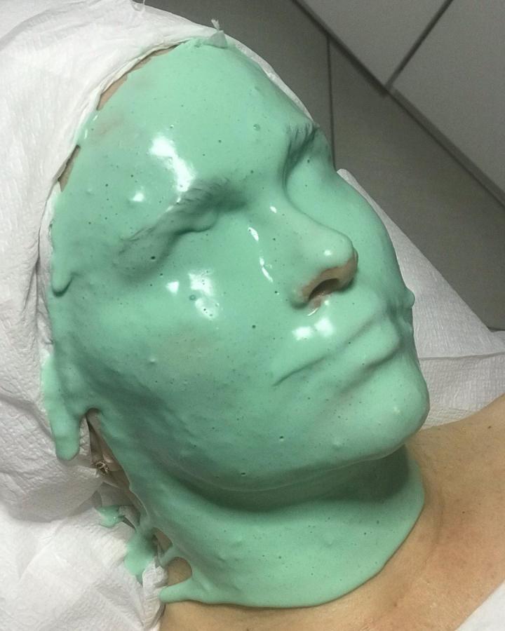 Альгинатная крио-маска с ментолом и спирулиной